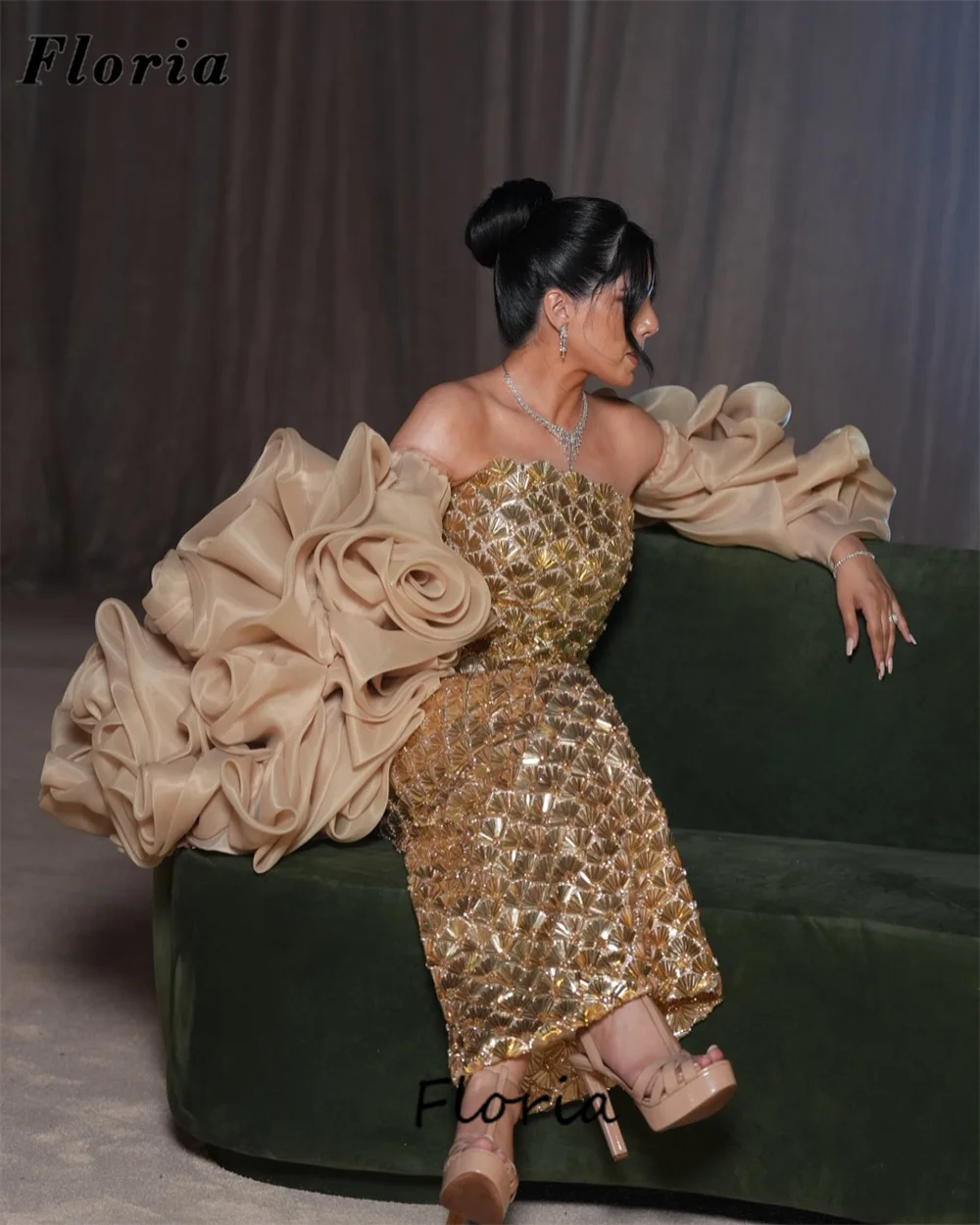 블링 블링 골드 페르시 연예인 드레스 프릴 어깨 아랍어 크리스탈 이브닝웨어 가운 웨딩 파티 드레스 맞춤형