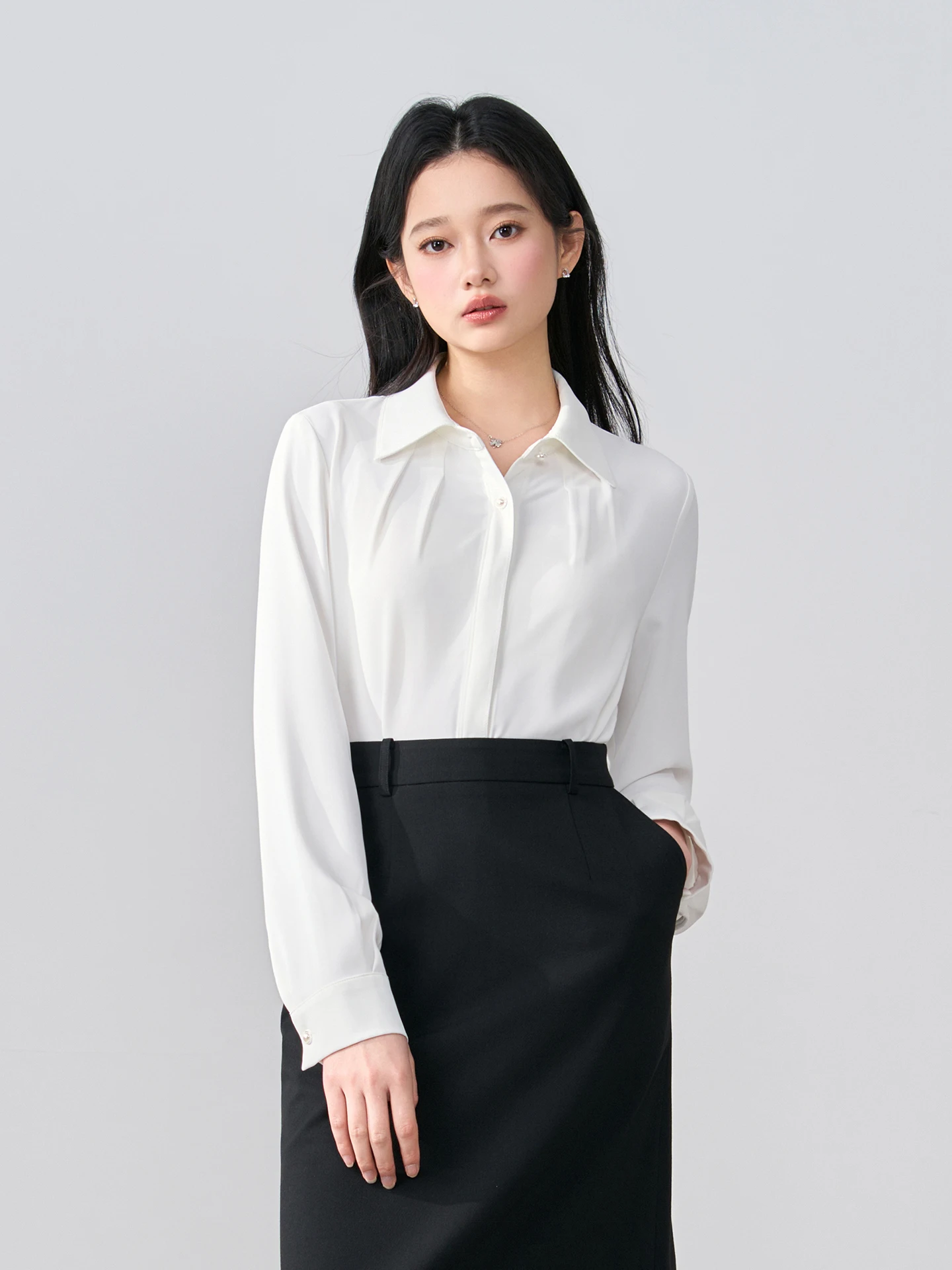 

Berd Miss White Interview Shirt Women's Summer Formal Commute Top Square Collar Long Sleeve Blouse Professional Straight Cut