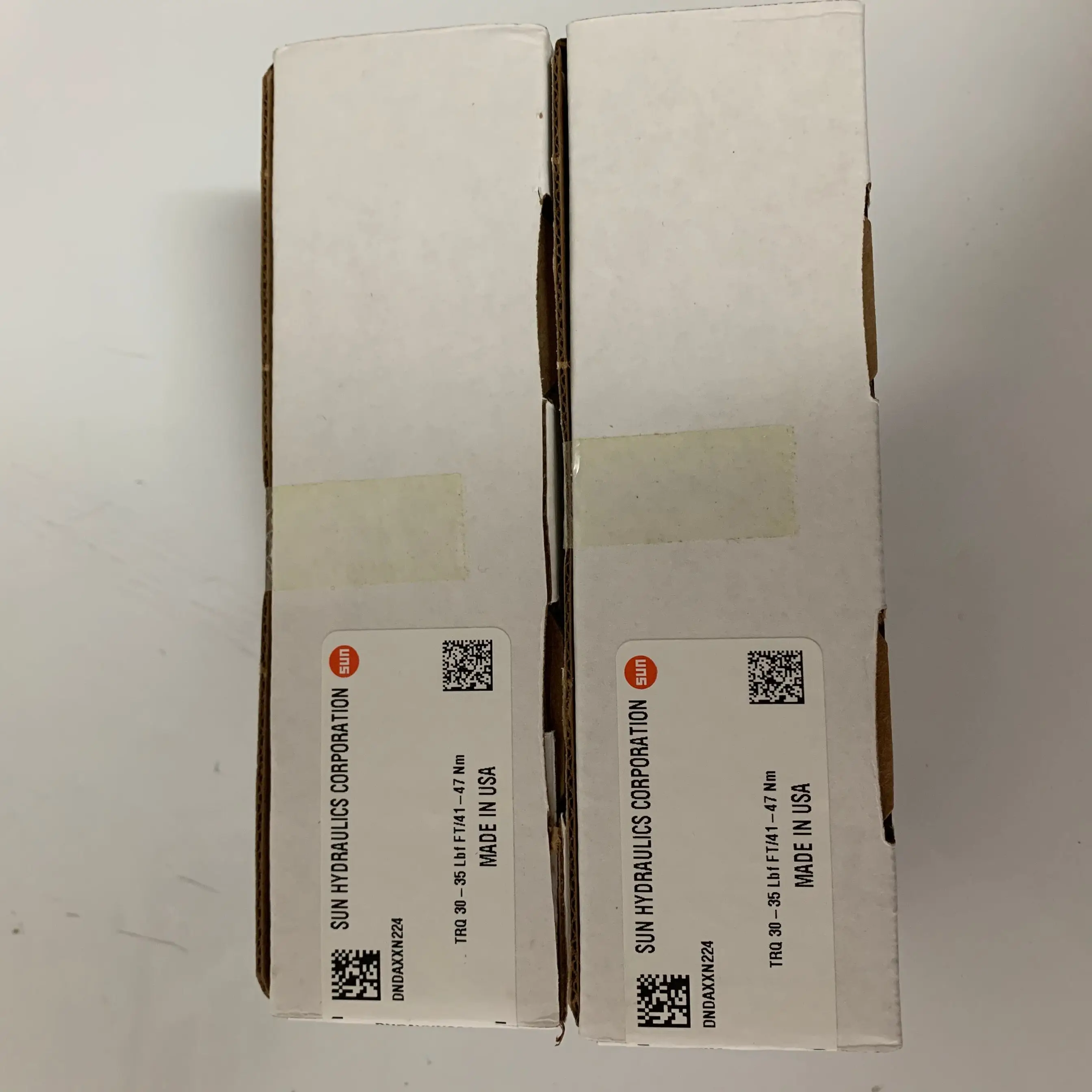 DNDAXXN-224 SUN Hydraulics 4-way, 2-position, Solenoid-operated Directional Spool Valve HF