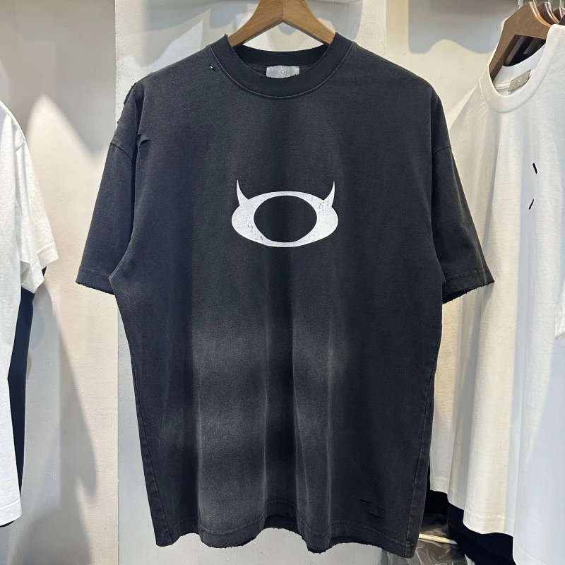 

Summer Hole Damaged Devil Print Tattered Perforated Breathable Loose Washed Worn Short Sleeved T-shirt for Men Women