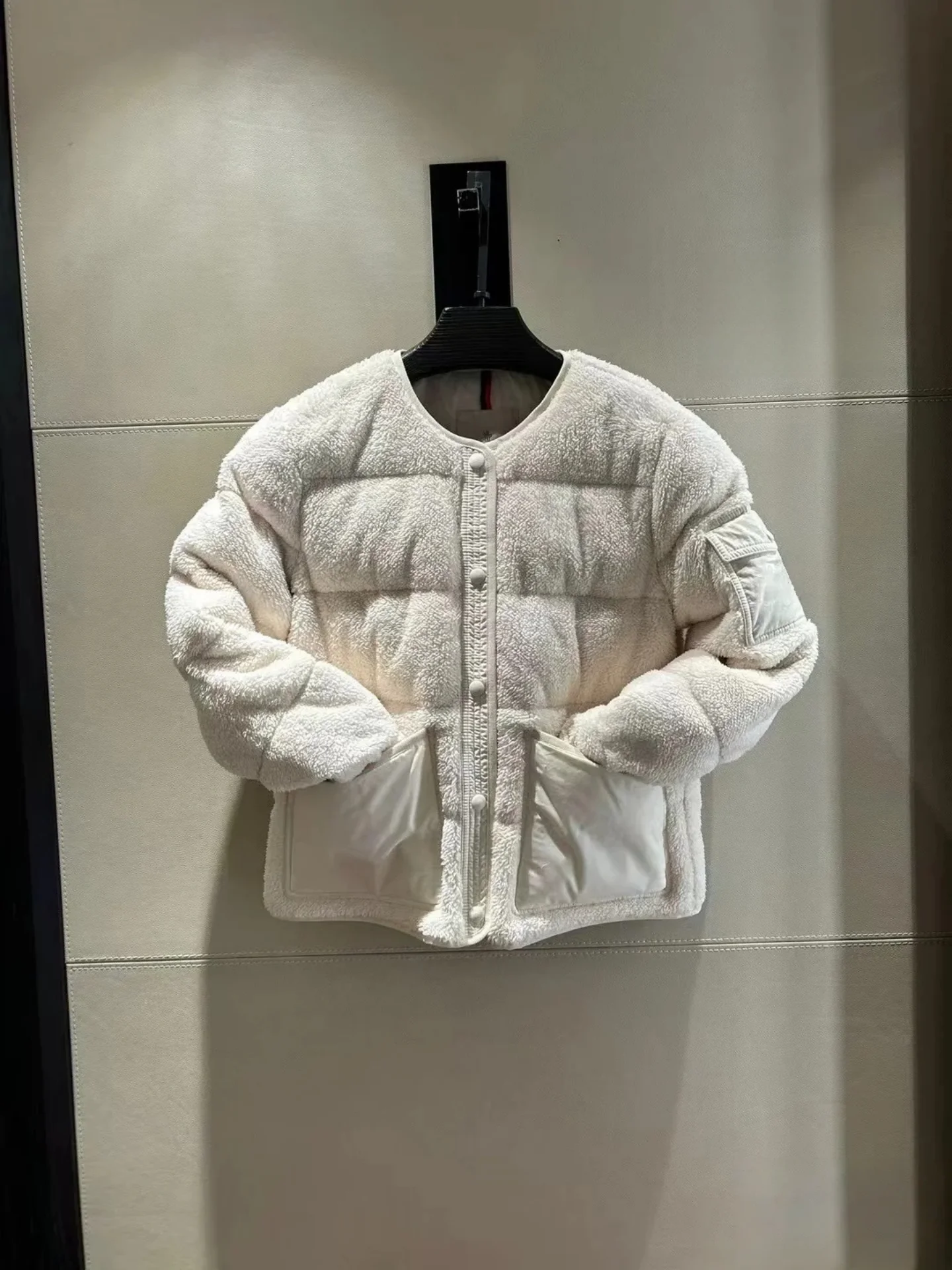 Teddy Bear Short Puffer Jacket round Neck Warm Thermal White Goose down Eco-friendly Fur Cardigan Style Women's Fashion Coat