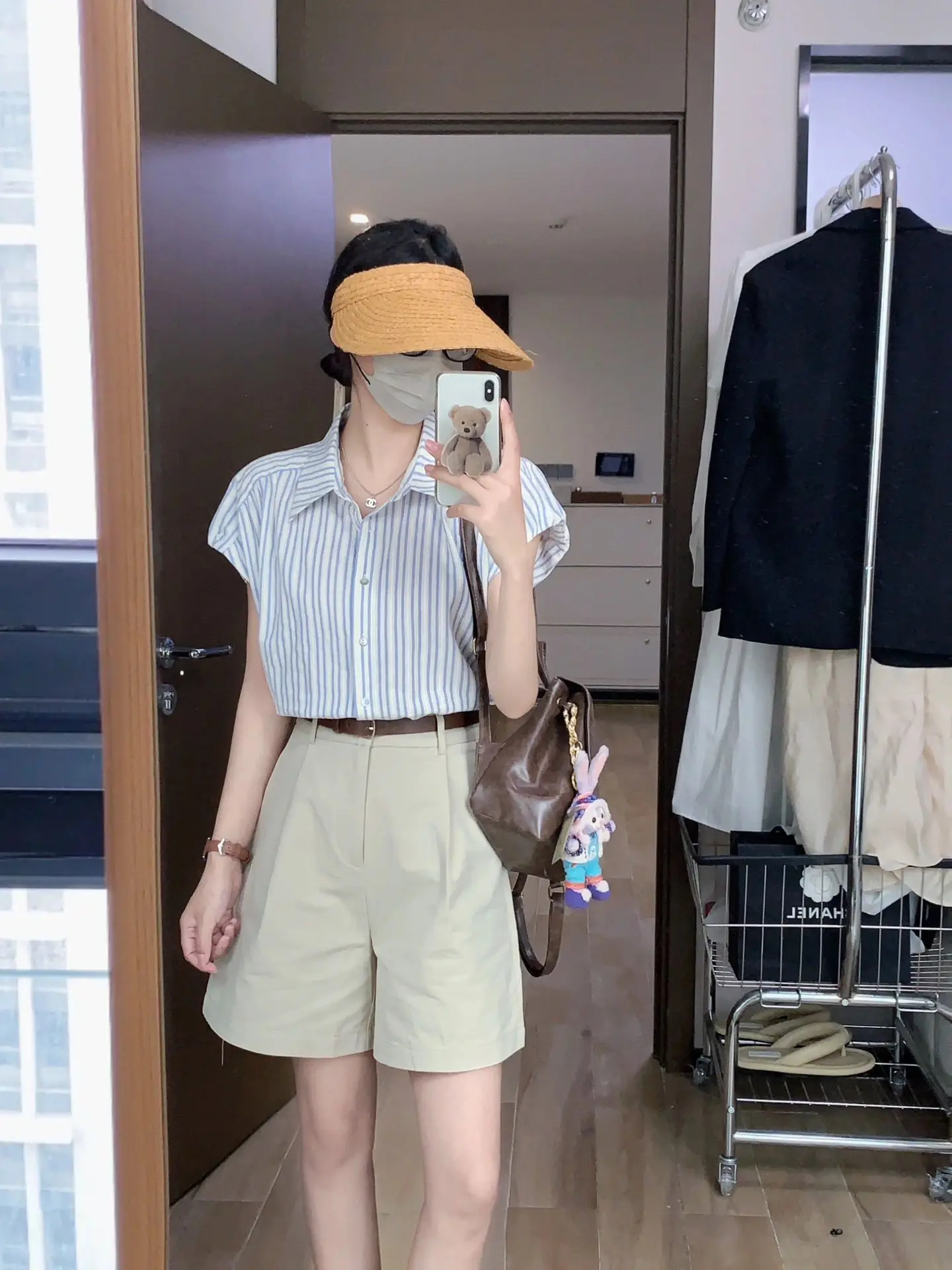 

Summer Outfit Women's 2026 New Japanese Stripe Sleeveless Shirt with Wide Leg Shorts Two-Piece Set Fashionable Casual Wear