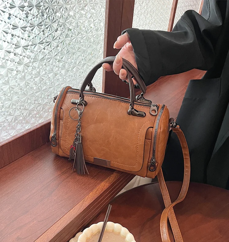 Quasten-Dekor-Damen-Umhängetasche mit großem Fassungsvermögen, modische Umhängetasche mit Reißverschluss und abnehmbarem Riemen, Boston-Handtasche, Judaismus