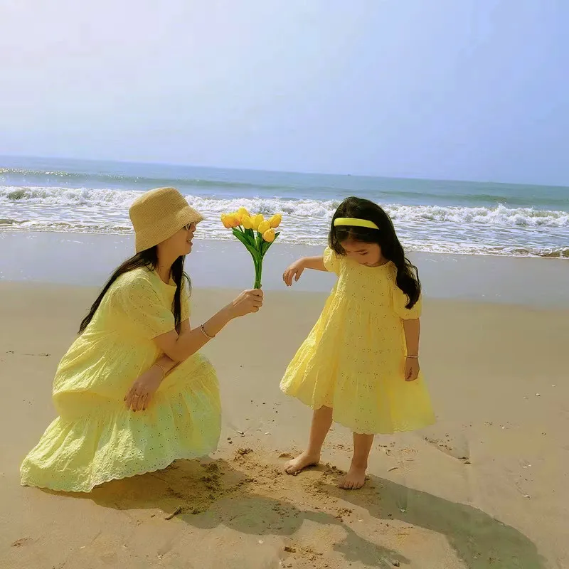 Mom and Daughter Holidays Dress Women Short Sleeve Frock Mother Baby Girls Beach Yellow Dresses Vacation Look Children Clothing