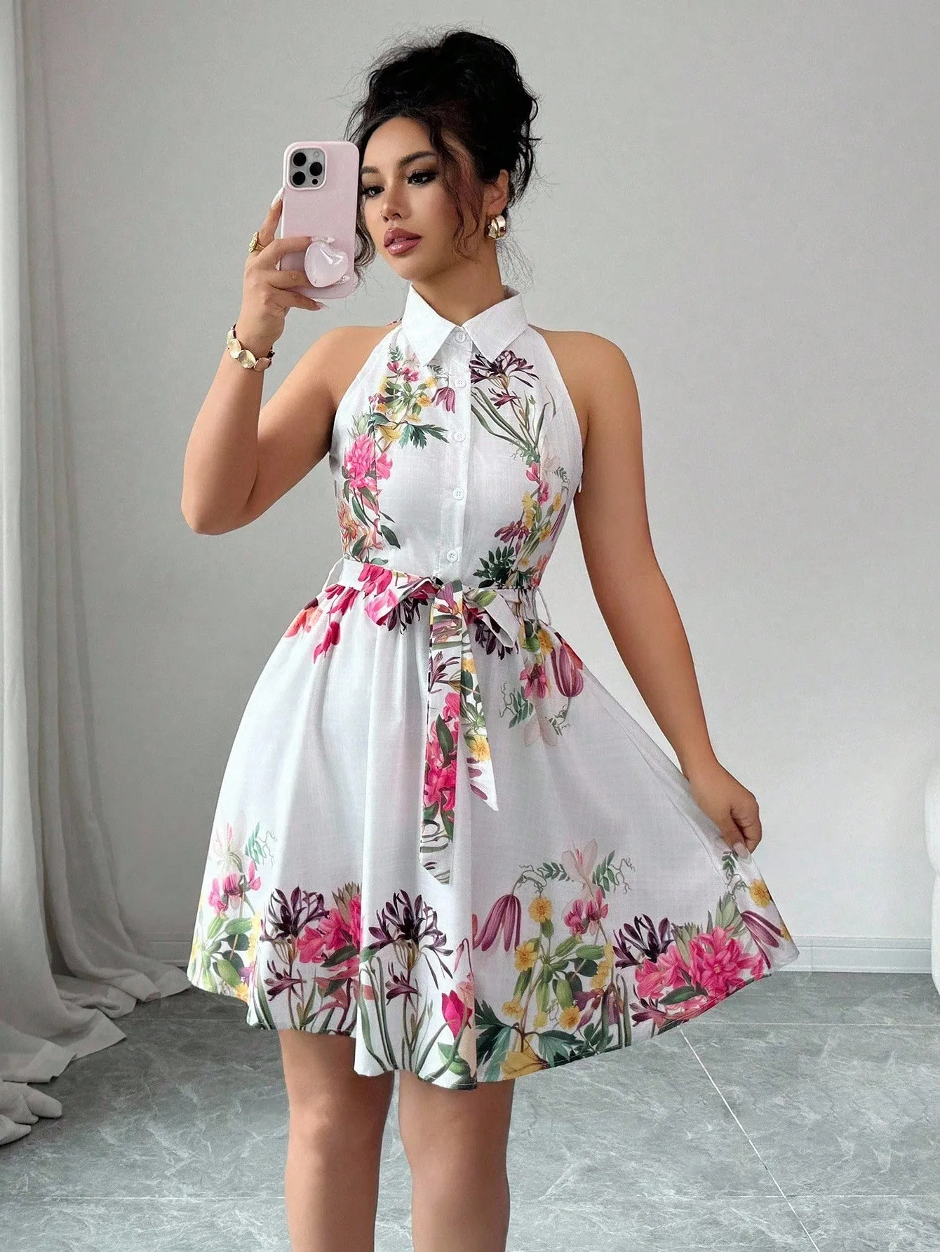 

Elegant Floral Print Halter Neck Dress with Button Front and Waist Tie
