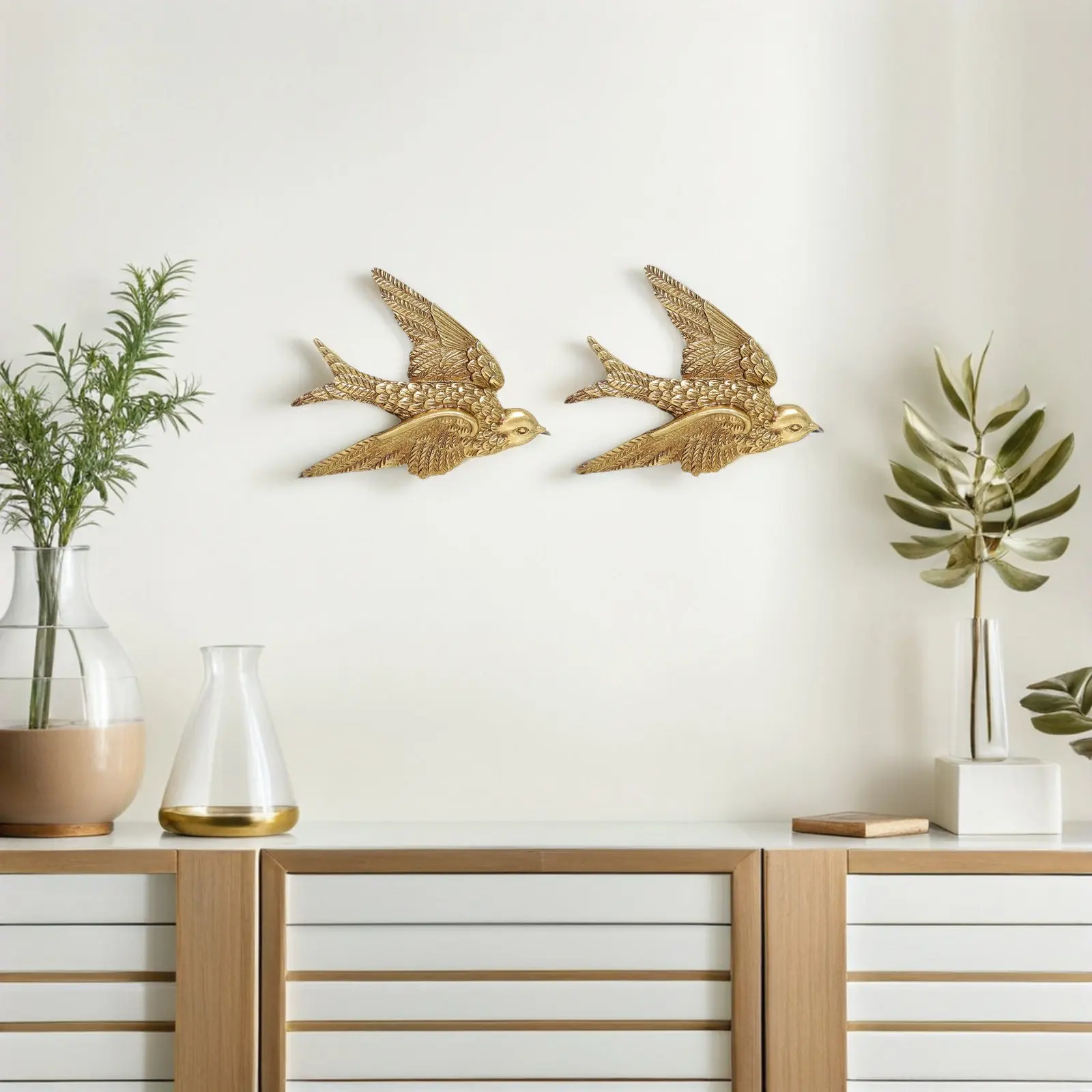 

2Pcs Swallow Wall Decor Resin Swallow Pendant Indoor Outdoor Room Decoration Garden Wall Hanging Craft Indoor Craft Decor