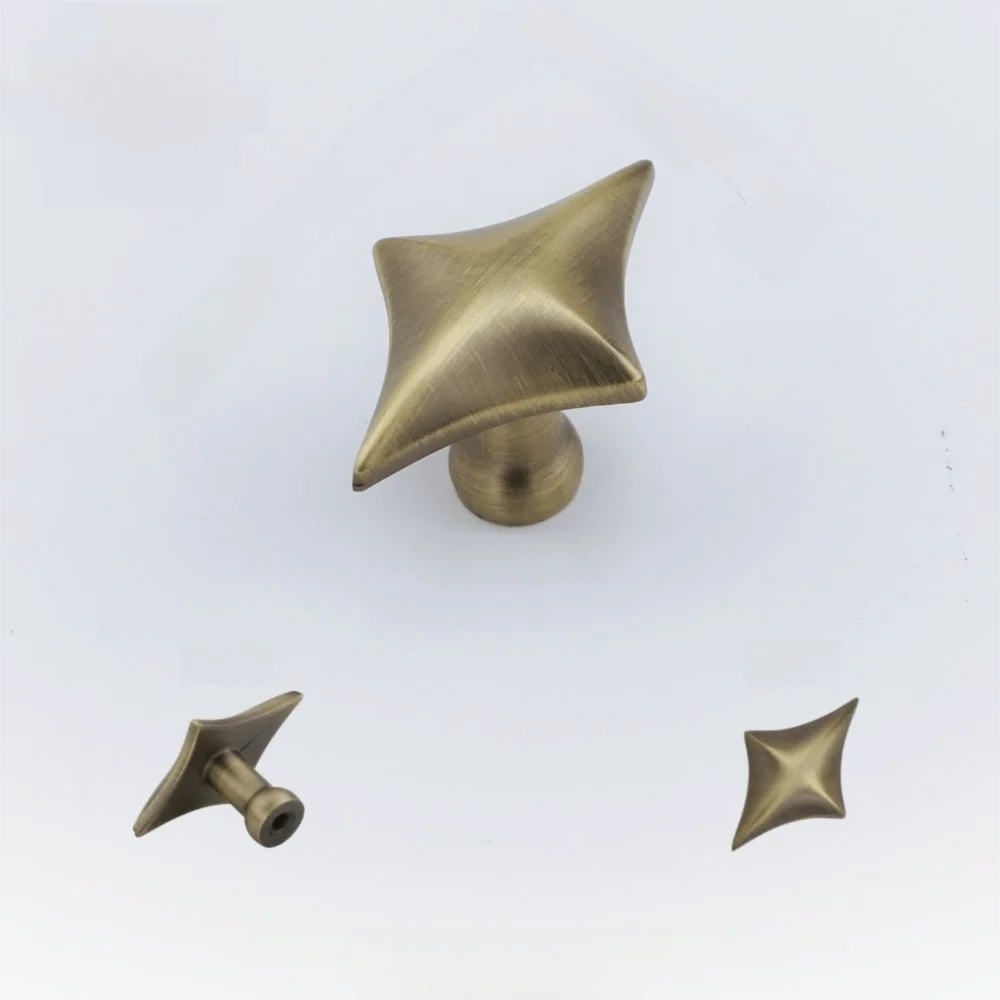 Four Point Star Cabinet Knobs Modern Minimalist Zinc Alloy Furniture Handles Nordic Light Luxury Compact Star-Shaped