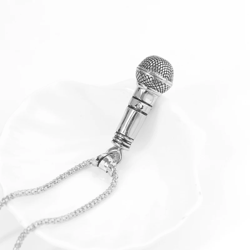 New Fashion Hip-hop Rock Personality Microphone Pendant Necklace For Men Chian Choker Music Lover Jewelry Accessories Gifts