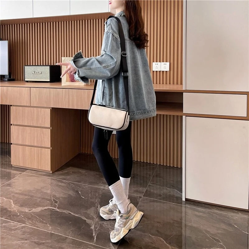 

High Quality Women's New Spring Autumn 2025 Simple Stylish Distressed Korean Denim Jacket Loose Fit All Match Casual Commute