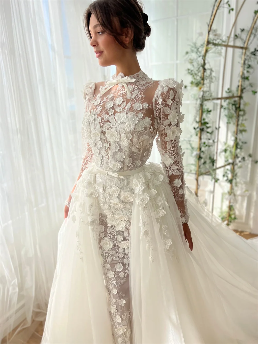 Mila White High Neck Long Sleeve Prom Dress Long Train Boll Gown Lace Customized Party Dress Floral Court Train Evening Dresses