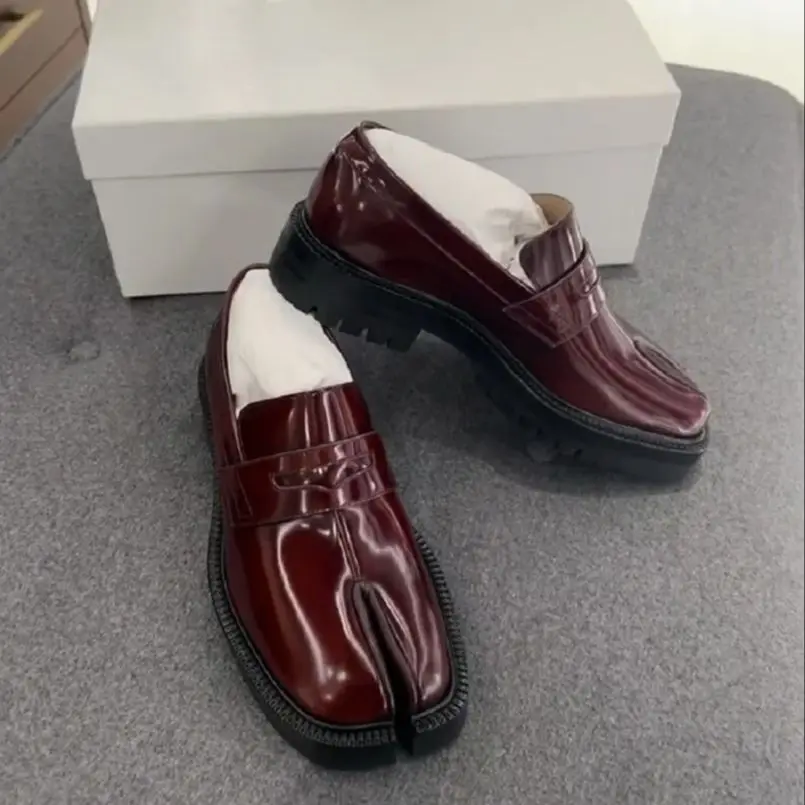 

New Female Tabi Loafers Fashion Leather Cowhide Breathable Casual Shoes