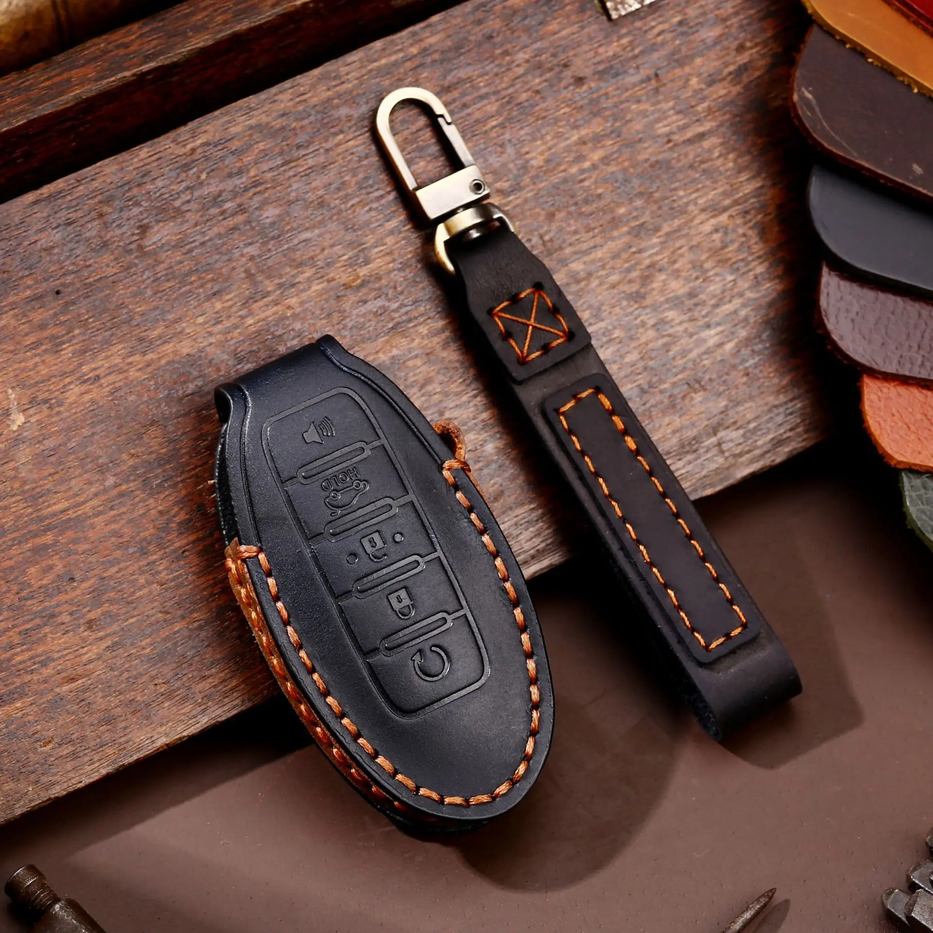 1pc Leather Car Key Case Cover Fob Protector Keyring for Nissan Patrol Y62 Accessories 2021 5 Button Keychain Holder Shell