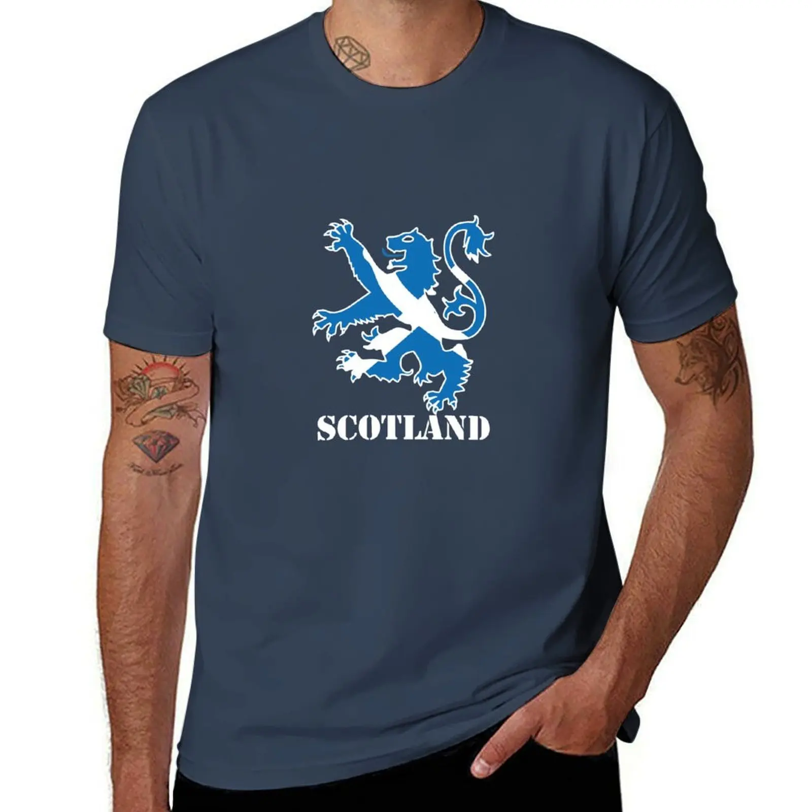 

Blue Lion rampant flag of Scotland T-Shirt Basic Simple Design Short Sleeve Shirt