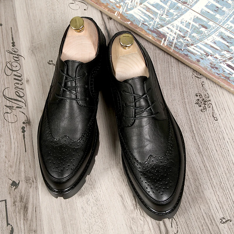 British Style Leather Shoes Busniess Shoes Men Leisure Brogue Shoes Fashion Office Brock High Quality Frosted Black Formal Shoes