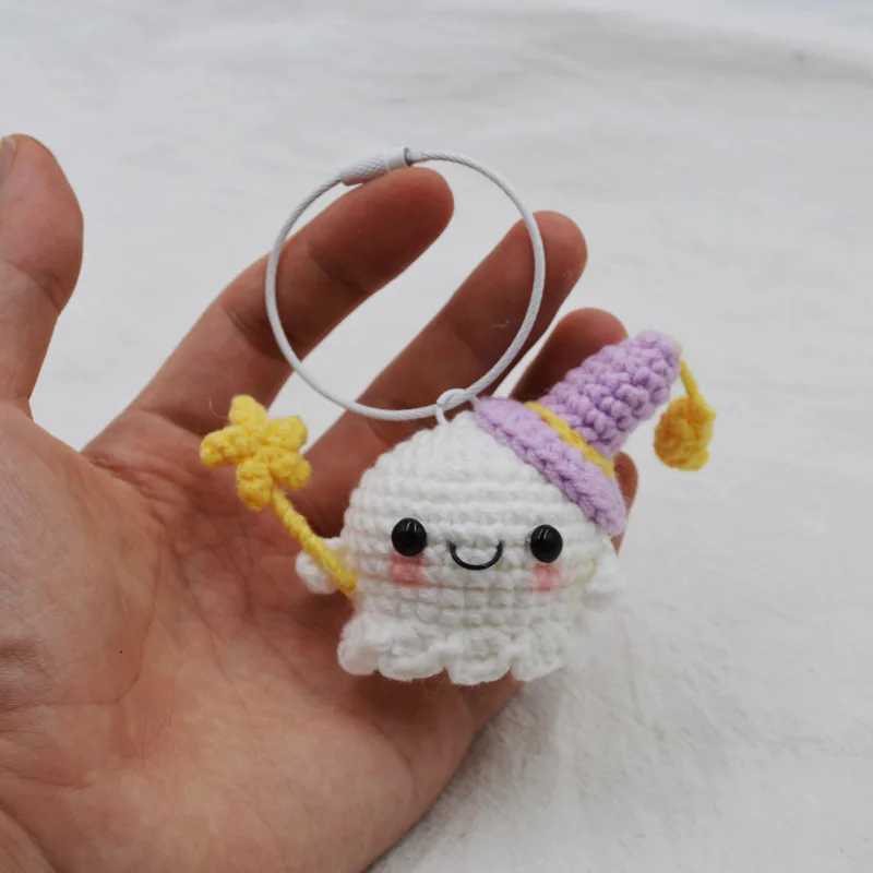 Imagem -05 - Little Ghost Hand-knitted Pendant Keychain Presente Bonito do Melhor Amigo do Casal Bolsa e Chaveiro do Carro