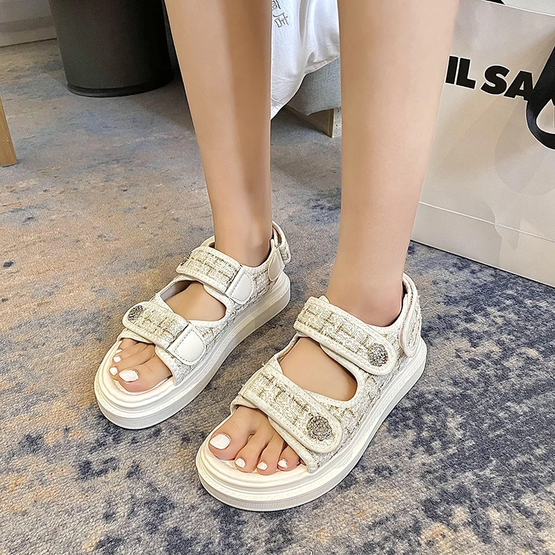 Women Fashion Sandals Summer Fairy Style Thick Sole Beach Shoes New Embroidery Casual Roman Designer Shoes Women Platform Sandal