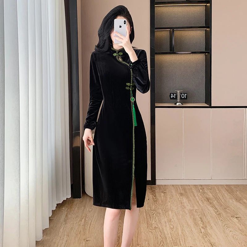 Sukienka Cheongsam damska z mieszanki aksamitu, nowoczesna orientalna suknia z kontrastowymi panelami, wykończeniem, elegancka sukienka Qipao na jesień i zimę, idealna na bankiety, 2025