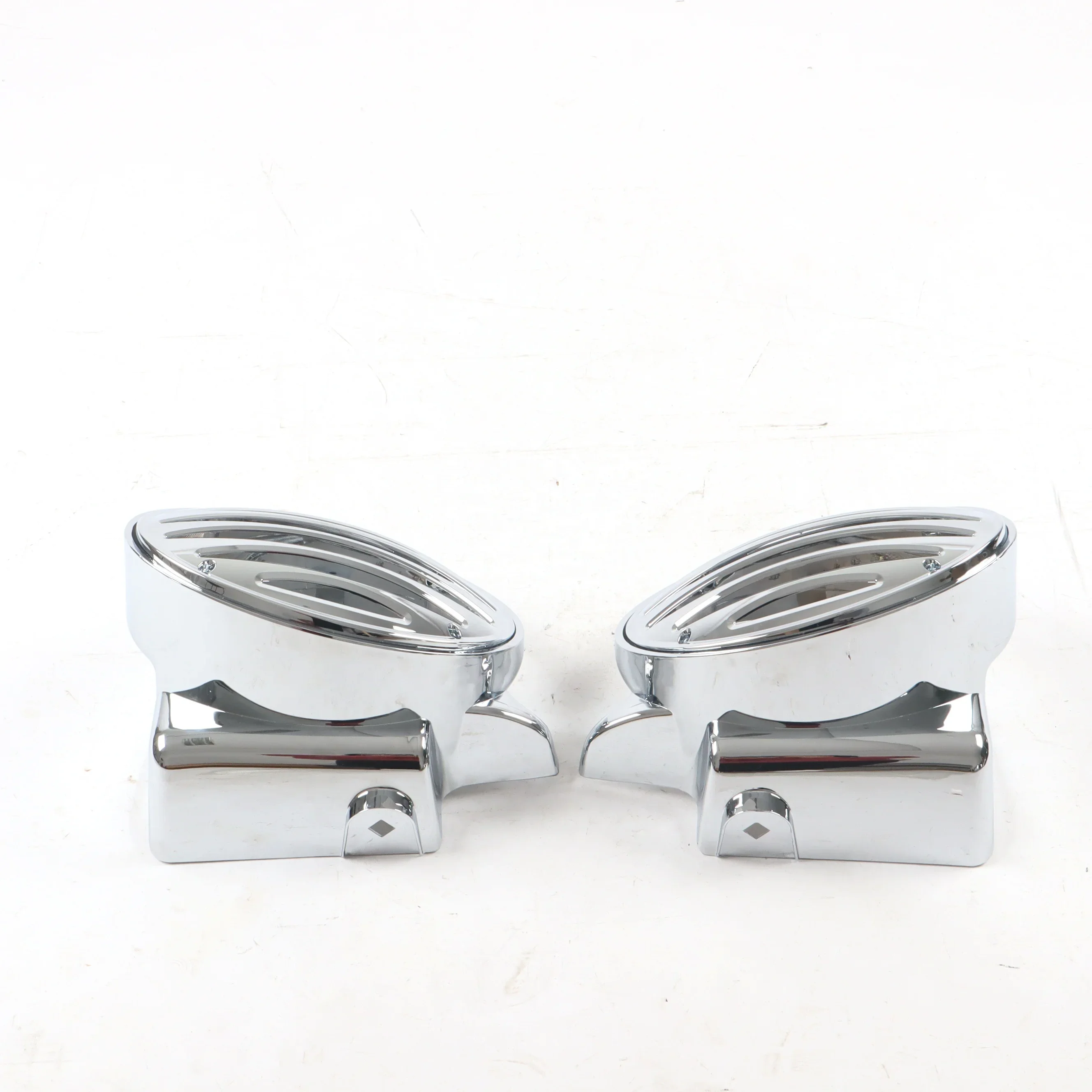 نمط جديد من الكروم مع أغطية مكبر صوت 6 × 9 لعام 1993-2013 نموذج انسيابية ذات فتحات تهوية سفلية من المصنع الصيني #3