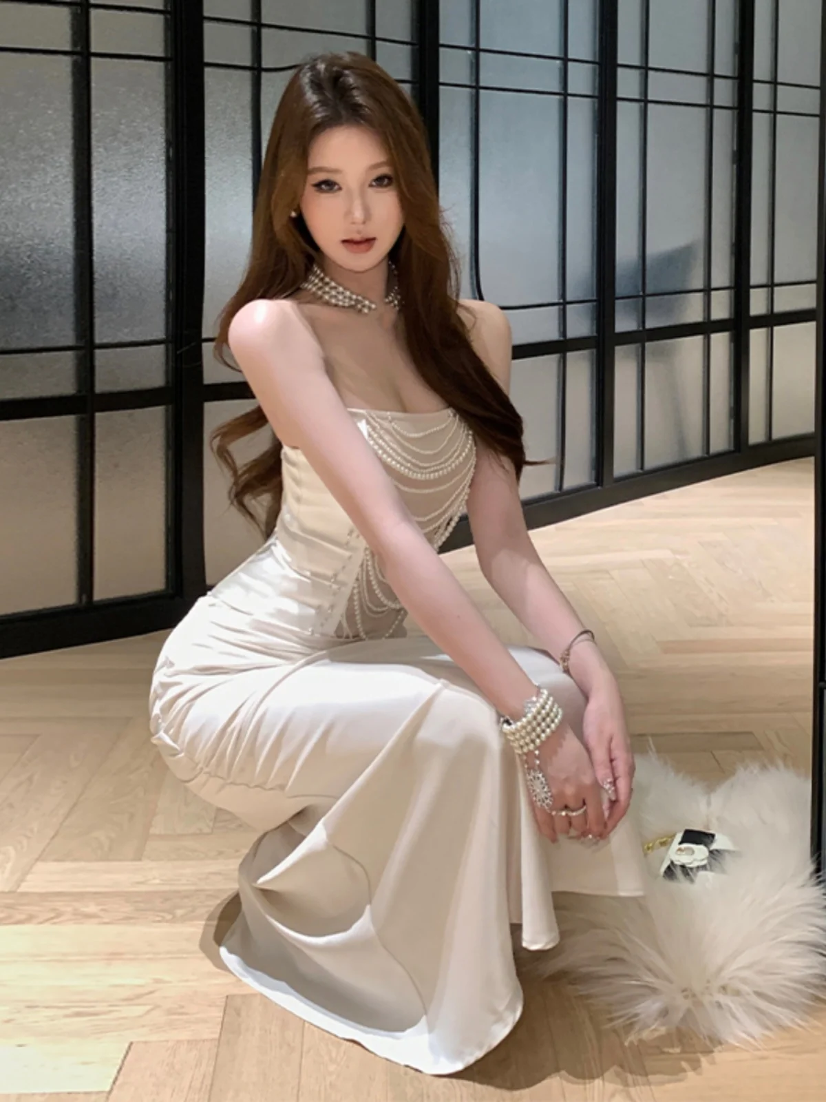 

Unique Beautiful Bustier Top And Halter Skirt Set Rich Girl Style Two Piece Suite High Fashion Sensation for Young Women