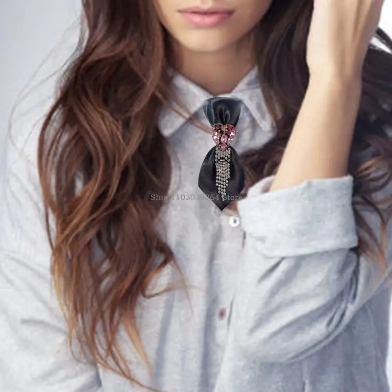 Rhinestones coração borla