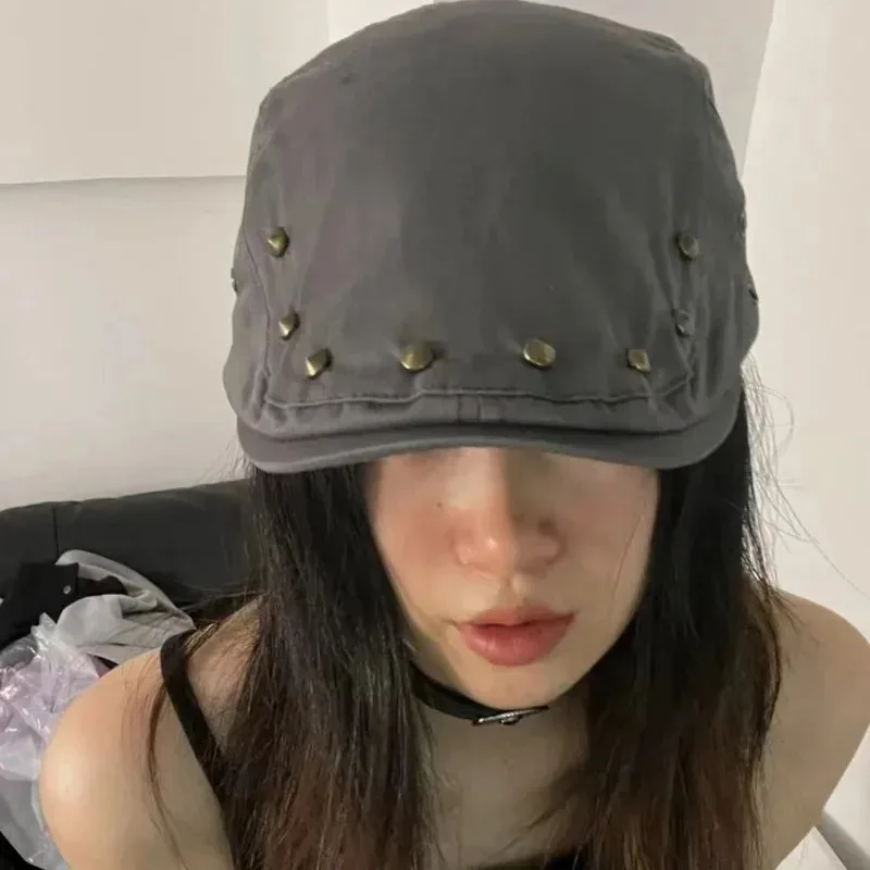 

Y2k Rivet Beret Cotton Cap Vintage Punk British Style Hat Hip Hop Unisex Adjustable Hat for Women Girls Autumn Spring Fashion