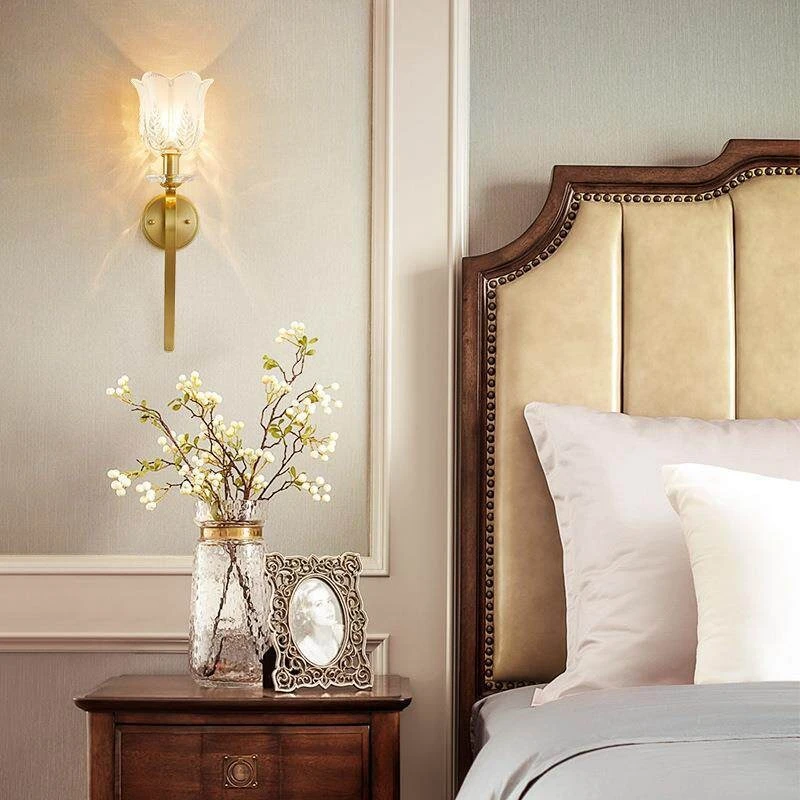Advanced Glass Petal Shaped Wall Lamp Bedside Master Bedroom Affordabl Luxury Cozy Modern Personality Staircase Lighting Fixture