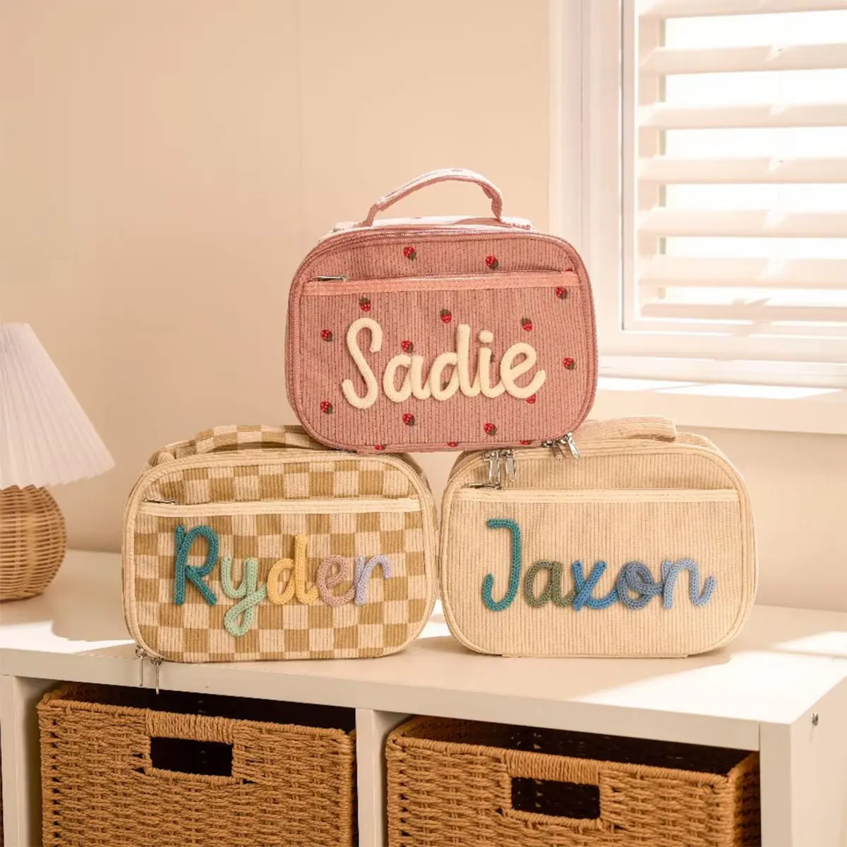 1pc Personalized Embroidered Corduroy Lunch Bag, Portable Travel Insulated Lunch Box, Business Trip, Back-to-School Gift