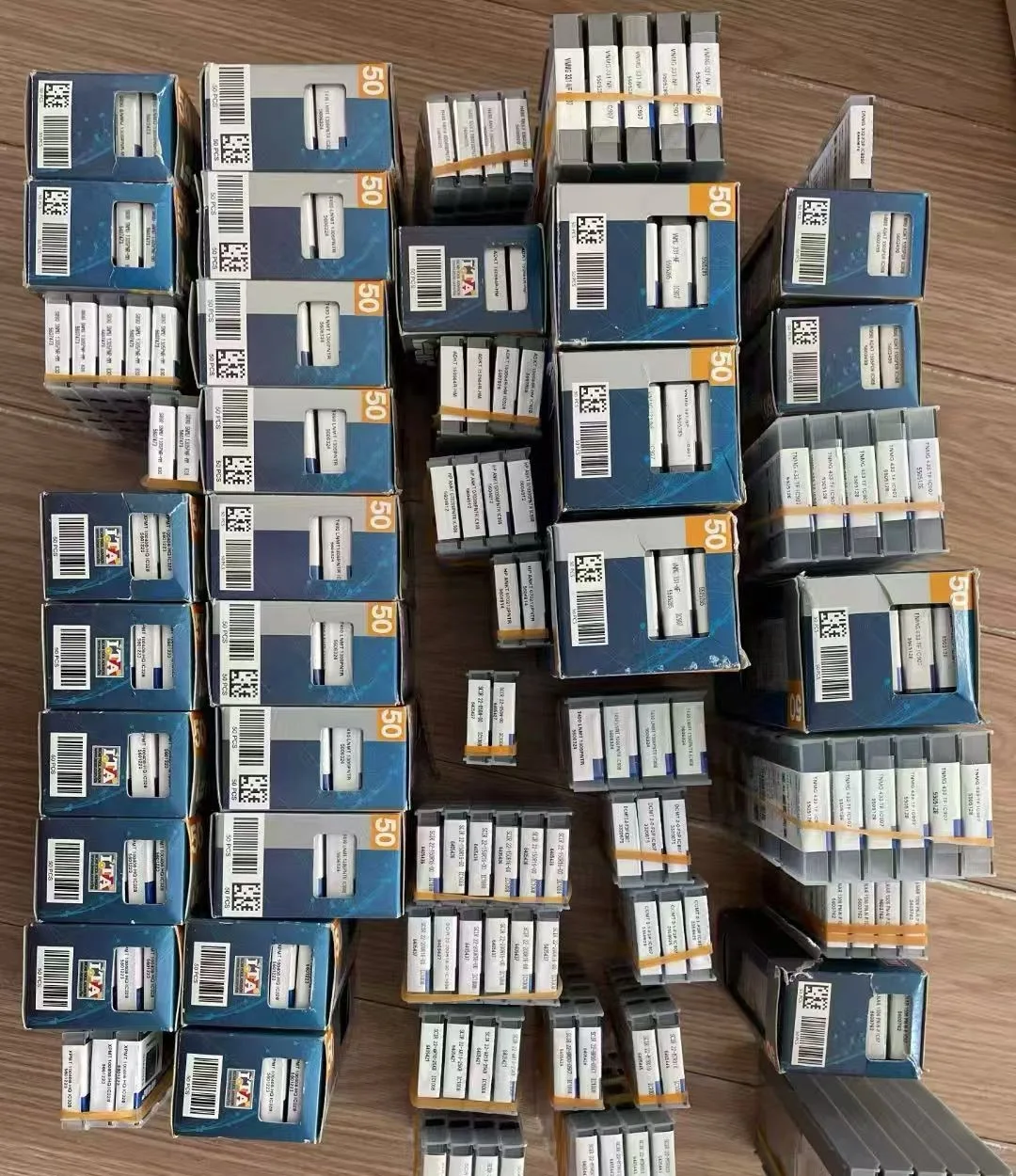 

Hard alloy cutting blades H600WXCU05T312THP IC830