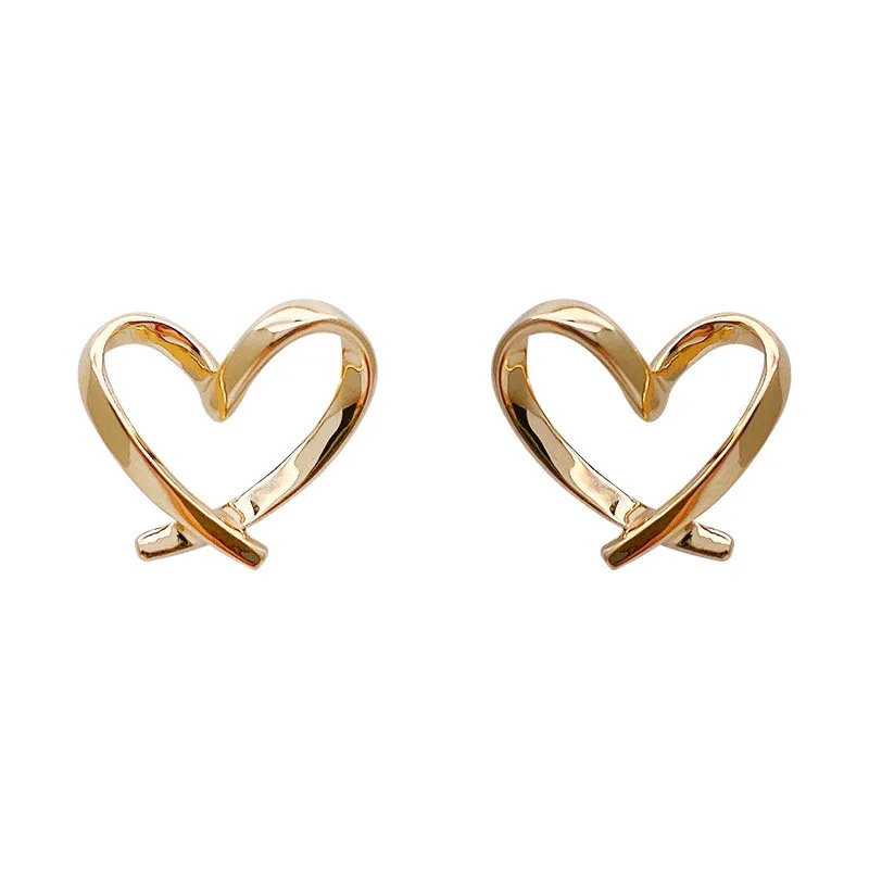 2022 Korea Heart Gold Color Metal Geometric Hollow Simple Shape Stud Earrings for Women Aesthetic Jewelry