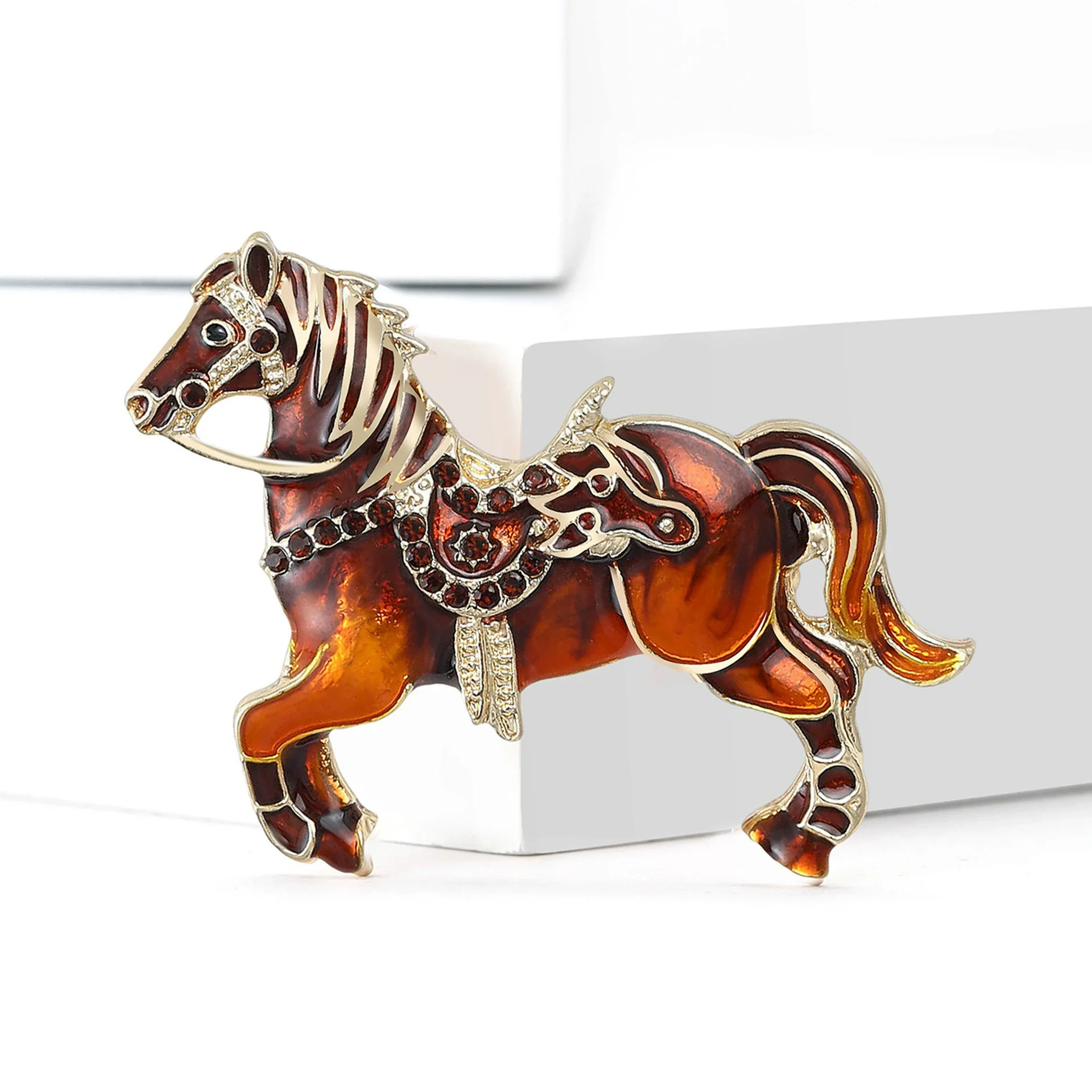 1Pc Fashion Horse Brooch for Men Women Vintage Animal Brooches Pins Jewelry Trendy Accessories Birthday Gifts 2026