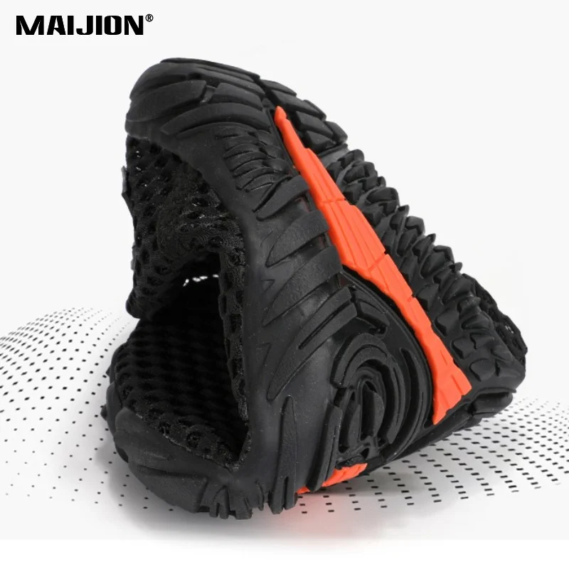 Quick Dry Beach Wading Shoes Unisex Breathable Mesh Water Sports Shoes Non-slip Soft Aqua Sneakers for Surfing Diving Upstream