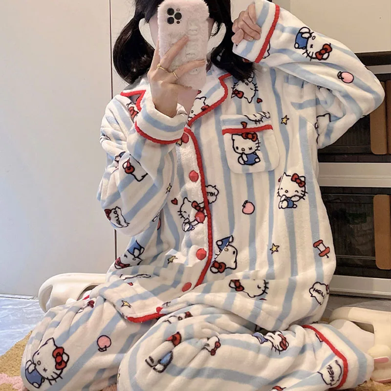 

Аниме «Hello Kitty», женская коралловая бархатная ночная рубашка, комплект Kawaii Kt, плюшевый пижамный костюм, зимняя утепленная одежда для сна с героями мультфильмов для девочек