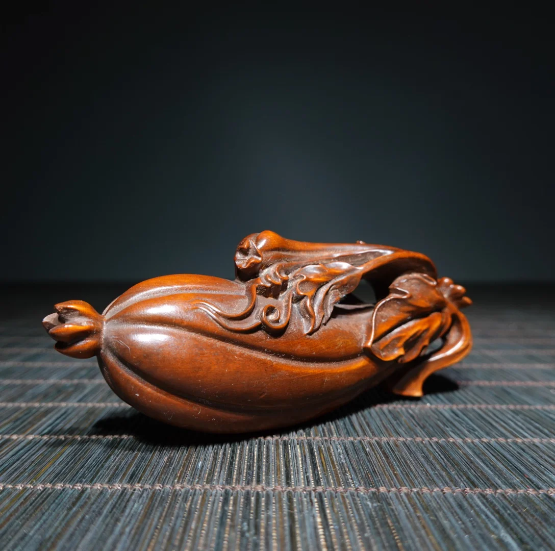 Chinese natural boxwood wood carving exquisite carving Quakilaicai desk decorative home ornaments