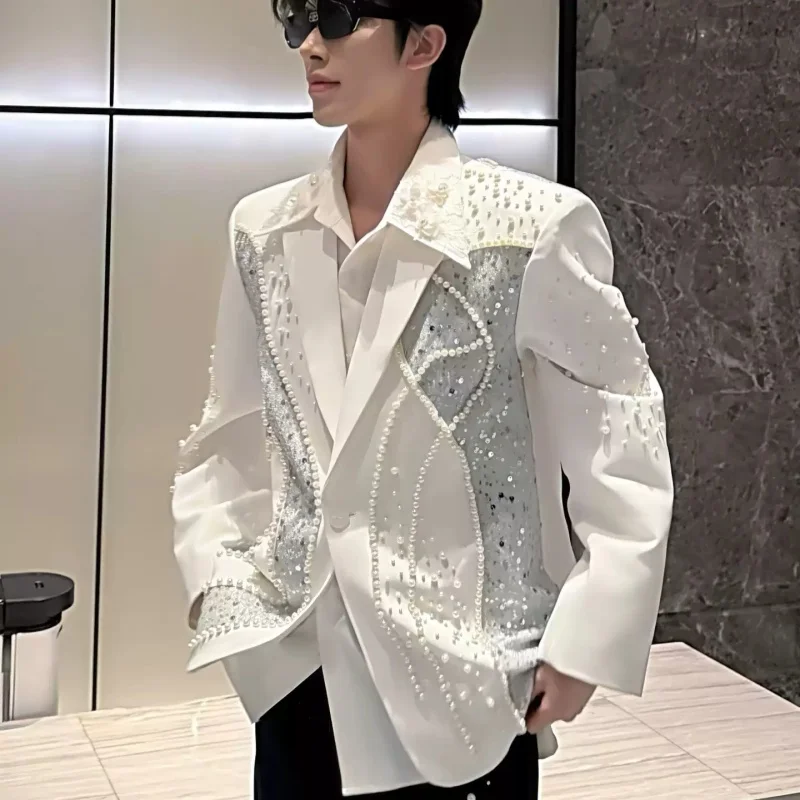 

Белая одежда в западном стиле для мужчин с жемчужной отделкой, пайетками и контрастным дизайном, роскошная высококачественная одежда для выступлений.