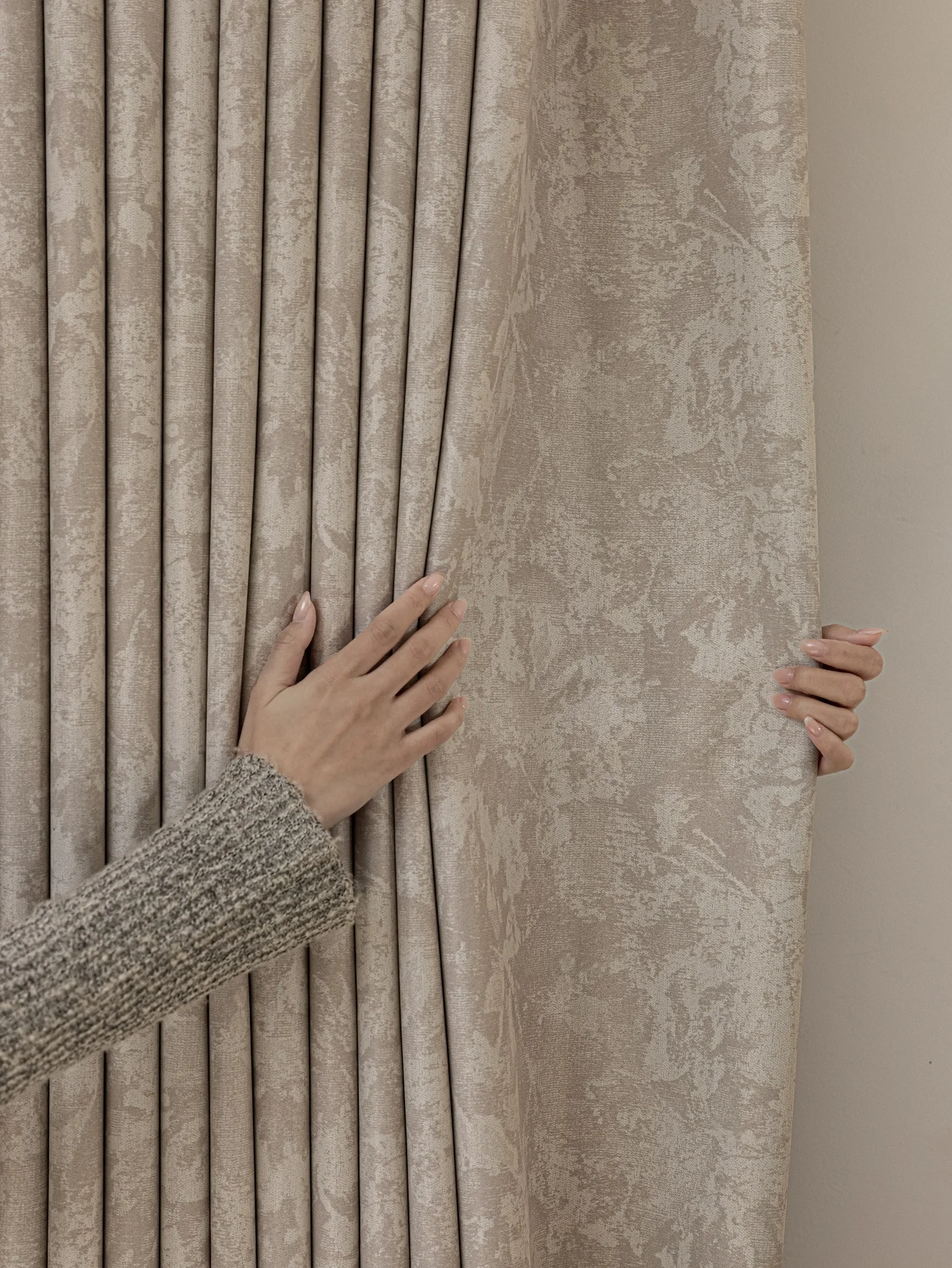 Verdunkelungsvorhänge aus Wollsamt im französischen mittelalterlichen Stil aus Jacquard, luxuriöses und maßgeschneidertes Vintage-Chenille, geeignet für Schlafzimmer