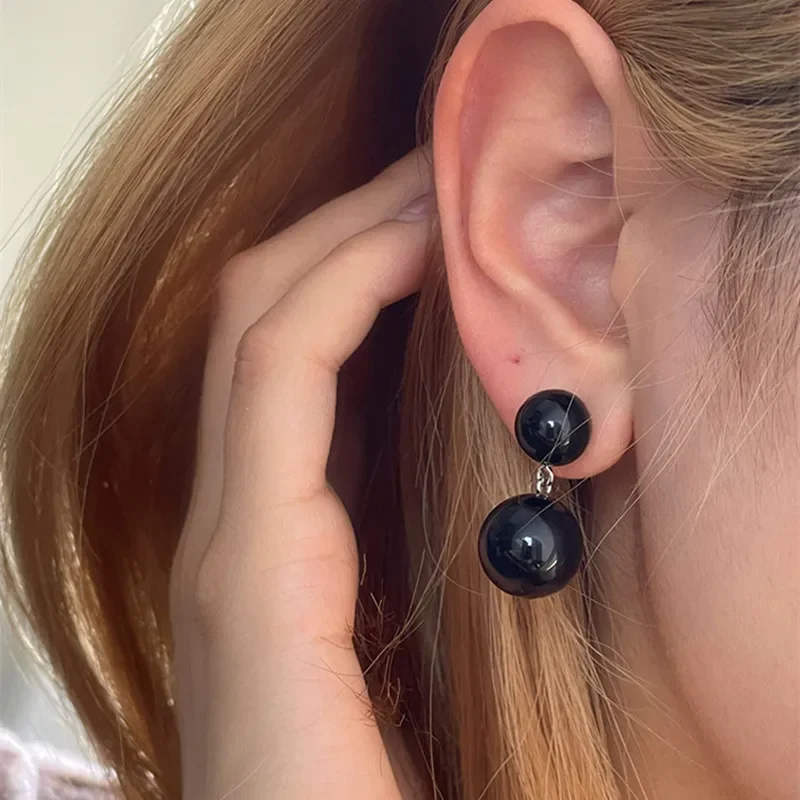 Boucles d'oreilles pendantes en perles noires simples pour femmes, accessoires de Rhélégants exquis, bijoux de fête d'anniversaire, nouveaux cadeaux de travailleurs