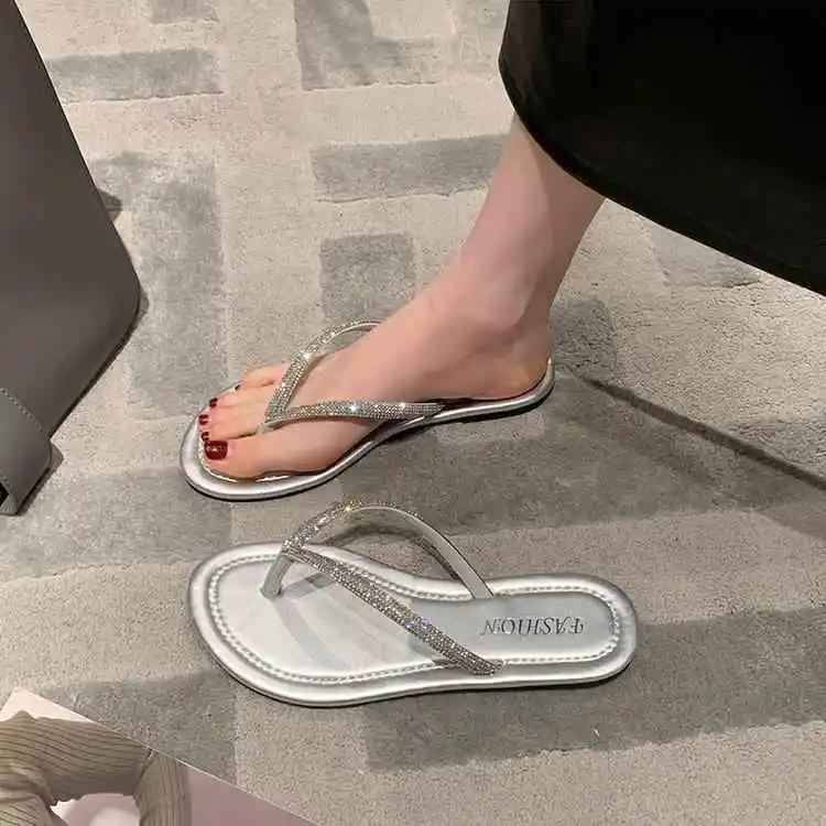 

Women's Flip Flops Outdoor Wear Anti-Slip Summer Diamond Flat Bottom Sandals Rubber Outsole PU Upper Comfortable Casual Shoes