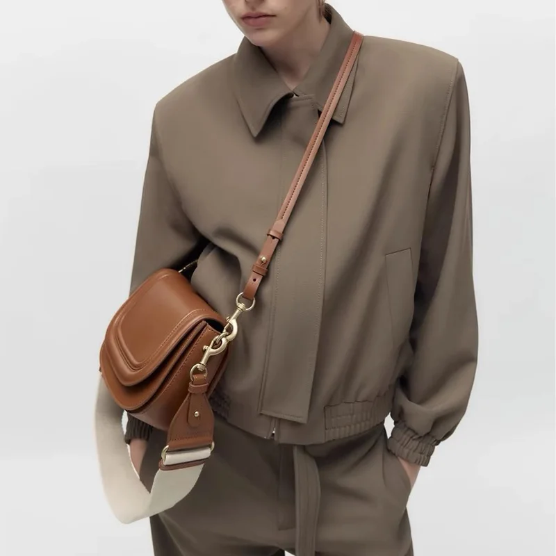 Modna mała torba klapowa designerska z szerokim paskiem siodełko damskie torebki na ramię luksusowa torba Crossbody ze skóry Pu Trend na małe torby