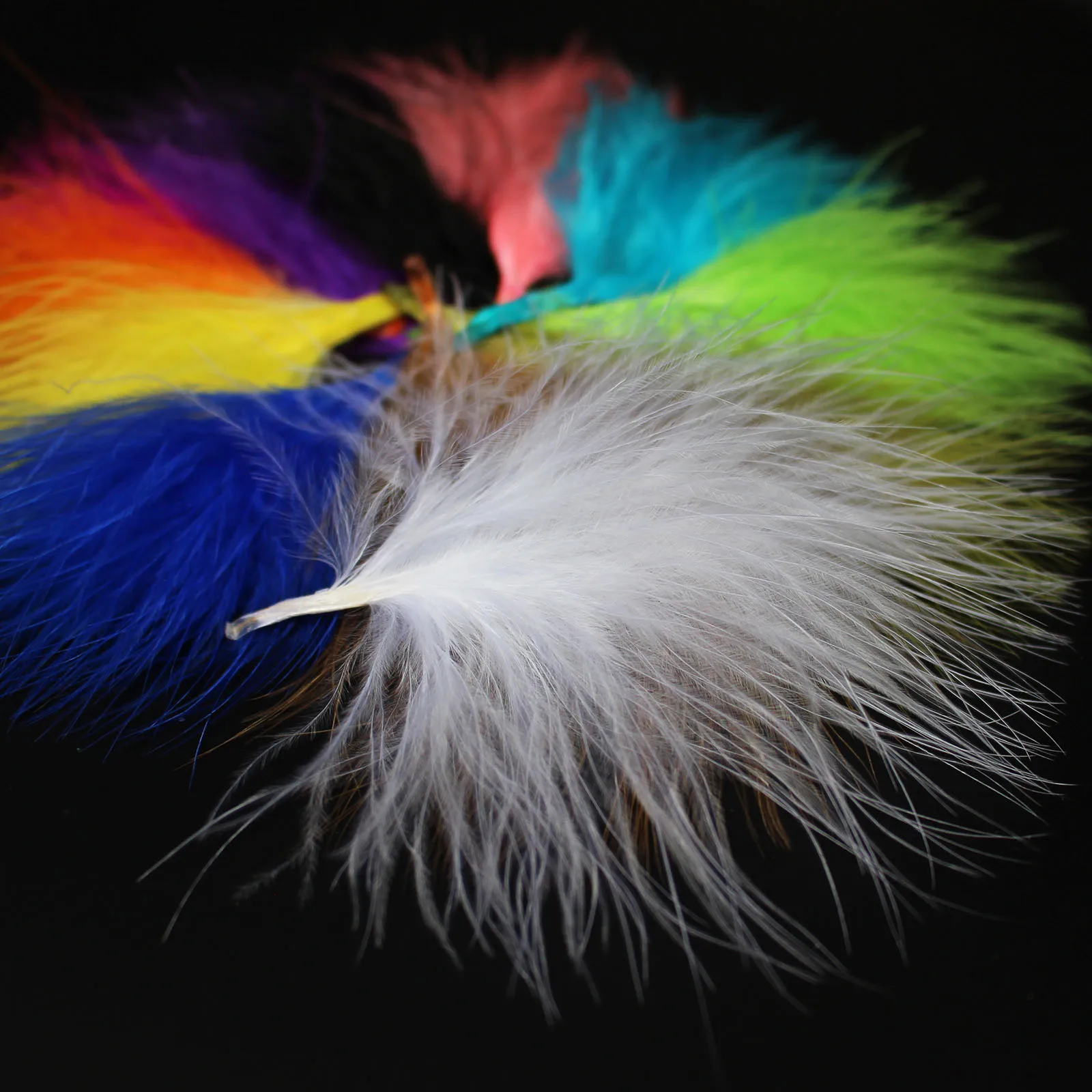 

Tigofly 350 pcs 7 Colors Turkey Marabou Blood Feathers Woolly Bugger Streamers Fly Tying Feather Materials