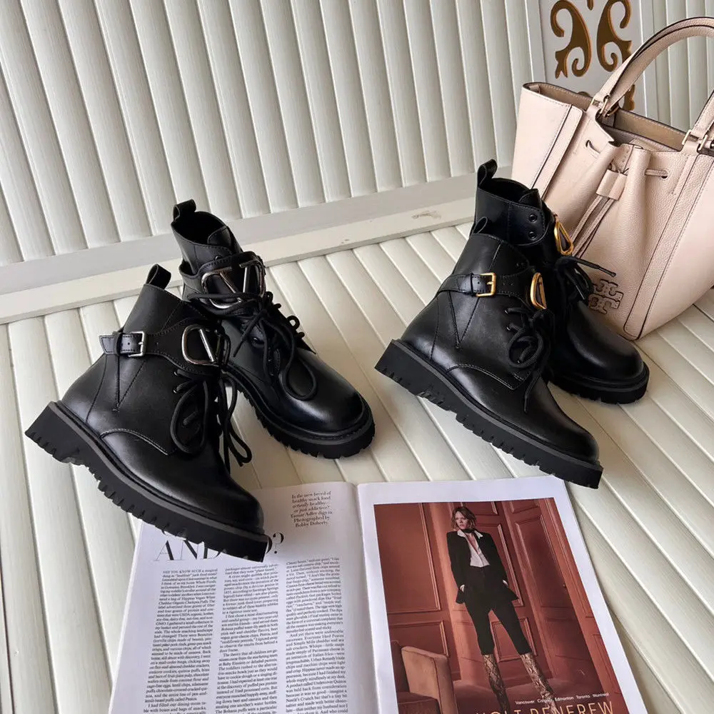 Metallic Black Martin Boots with Thickened Leather and High Heels for Fall and Winter