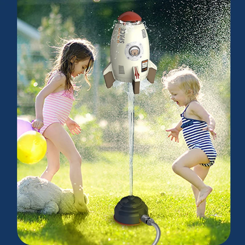 Space Rocket Launch Sprinkler Toys Outdoor Yard Water Sprinkler piccola fontana rotante a 360 gradi giocattoli d'acqua all'aperto per bambini