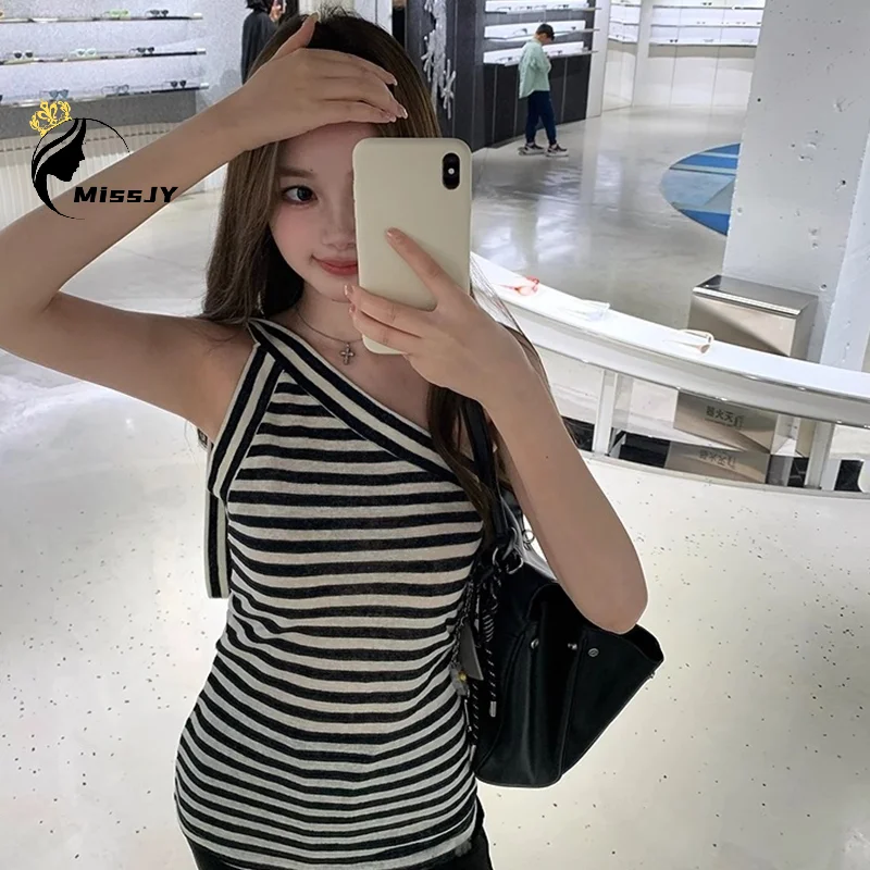 

Женский летний жилет без рукавов с наклонными плечами, черно-белый полосатый жилет, топ-бретелька