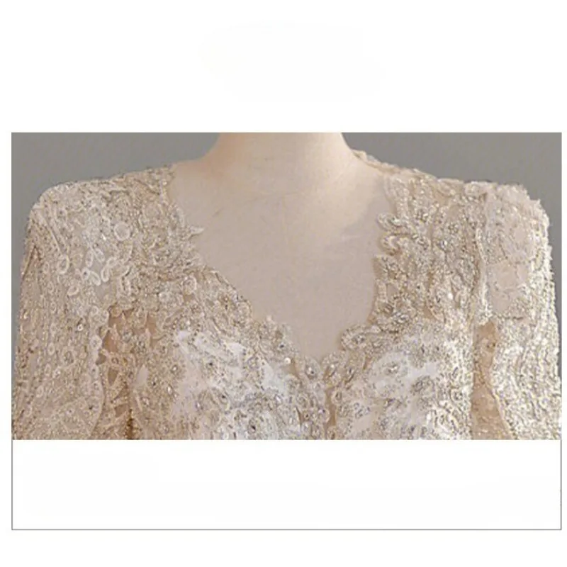 French Wedding Dress 2025 New Bridal Long Sleeve Heavy Duty V-neck Satin Satin Palace Style Qidi Landlord Wedding Dress