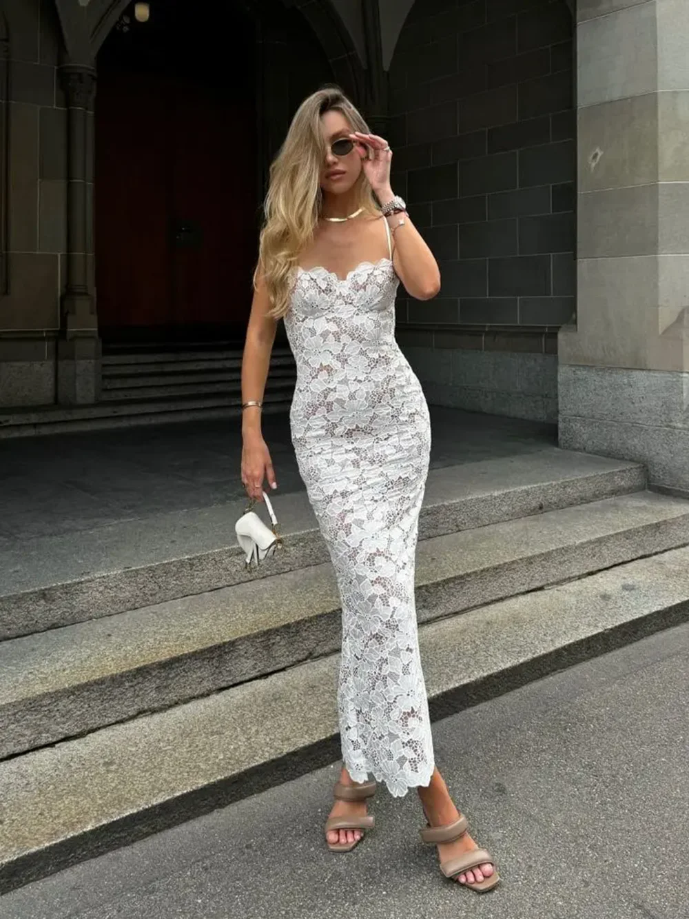 Modphy elegancka koronkowa luksusowa biała obcisła sukienka Maxi damska seksowna Backless kwiatowa obcisła suknia z dziurką Lady Club Party Vestido