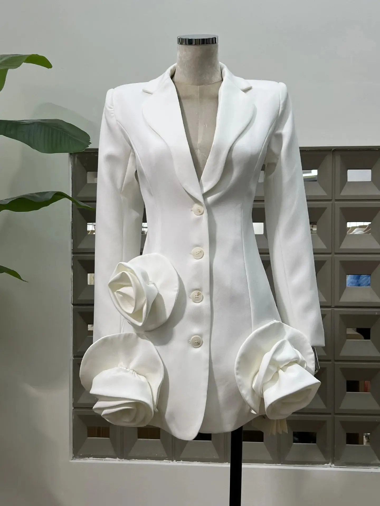 

New French Suit Clothing Designer Women's Dress Spliced Appliques Long Sleeve Flower Decoration Party Jacket Elegant Dresses