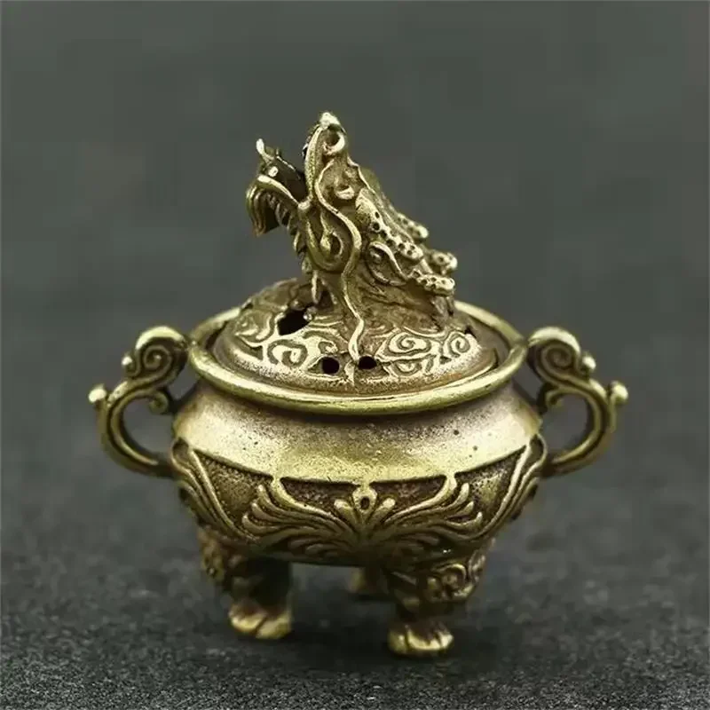 Antique Copper Tripod Incense Burner with Dragon Head Cover Brass Caldron Censer Chinese Pattern Incense Holder Home Desk Decor