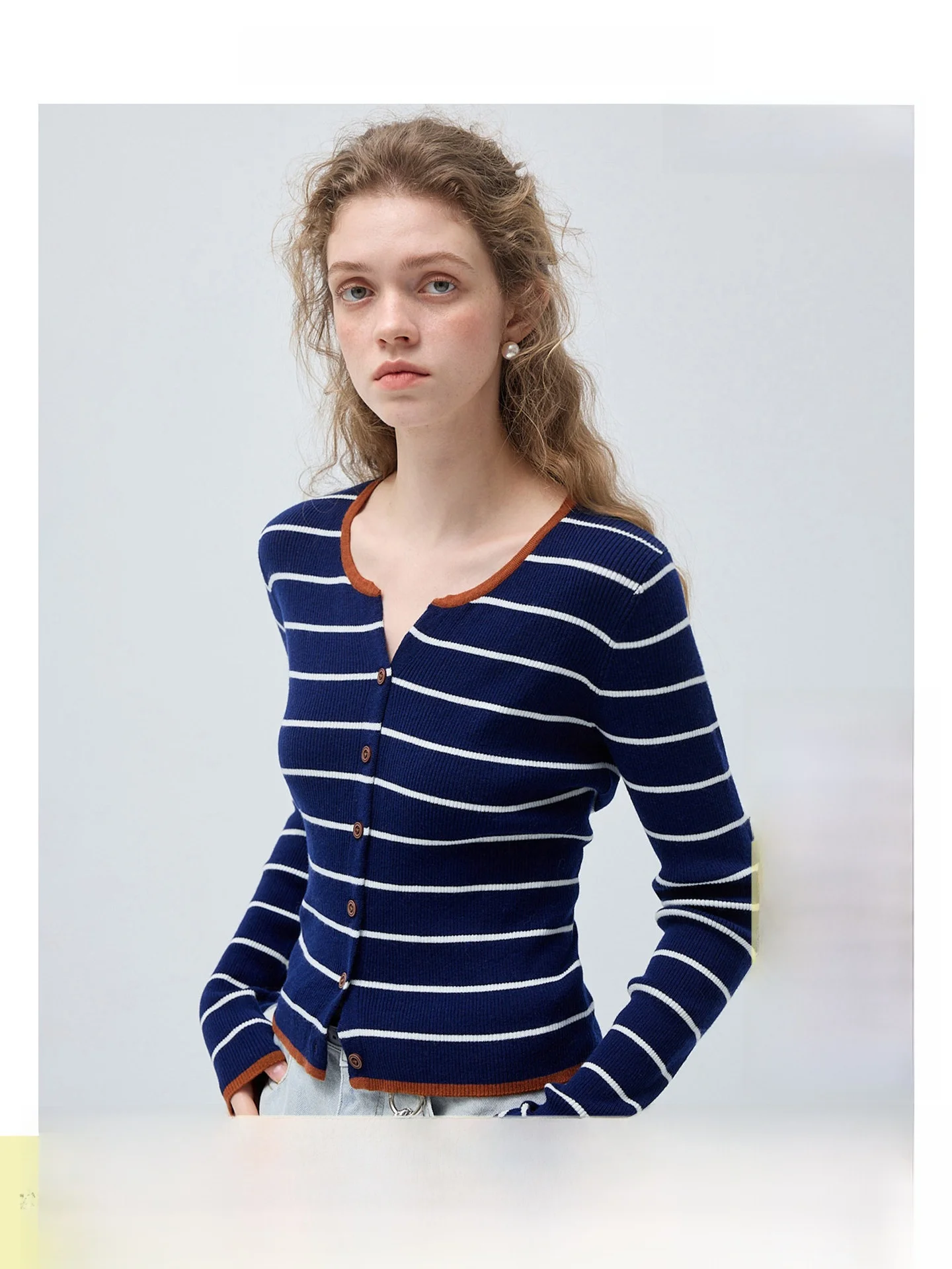 

Vega Chang Striped Woolen Knitted Sweater Women's Fashion Spring New Style Color Block Brown Tone Slim Fit Korean Version