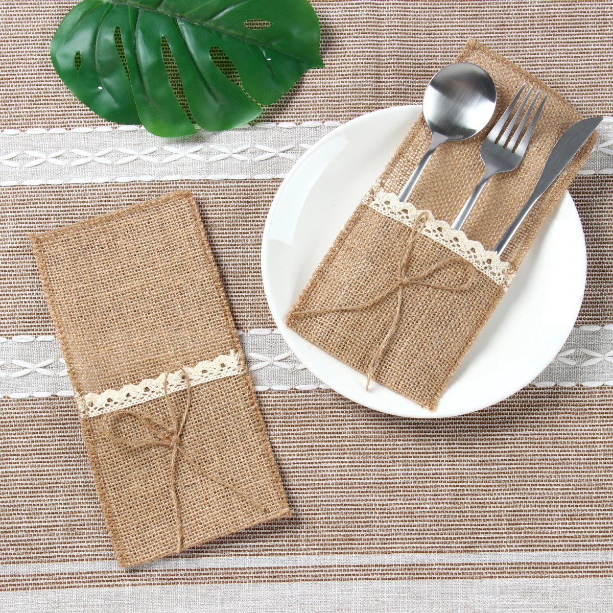 

5pcs Burlap Lace Cutlery Pouch Rustic Wedding Tableware Knife Fork Holder Bag Hessian Jute Home Table Decoration for Party