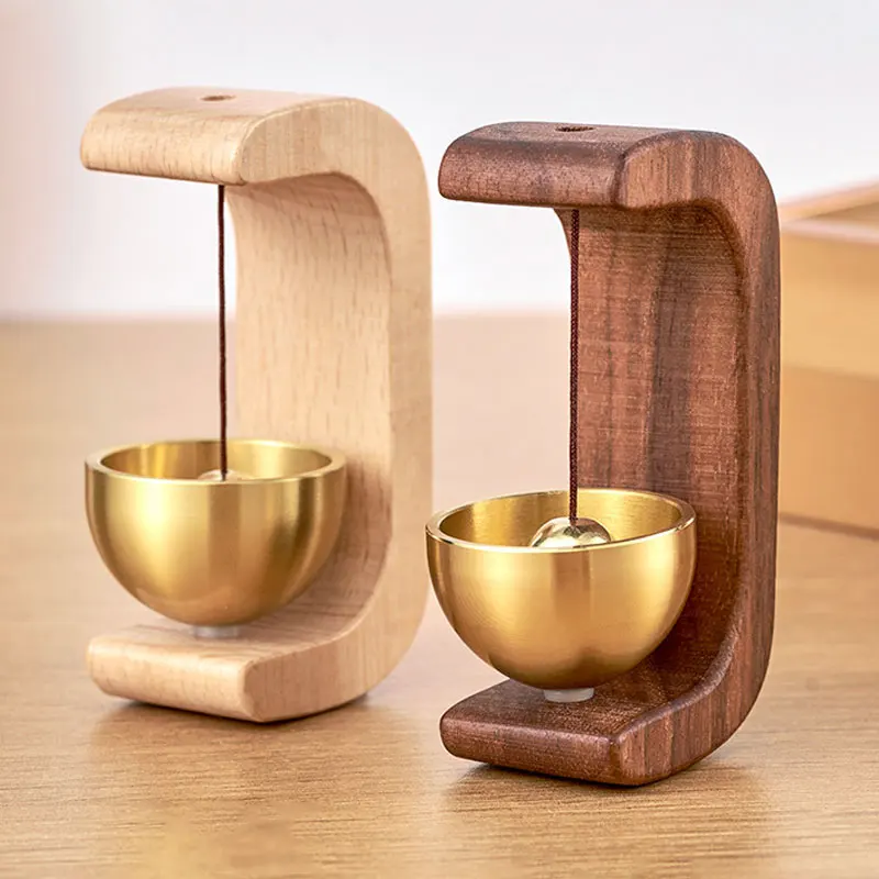 Carillon éolien sans fil en bois - une décoration d'entrée sans aimant et apaisante, un cadeau chaleureux pour la Saint-Valentin pour décorer votre porche