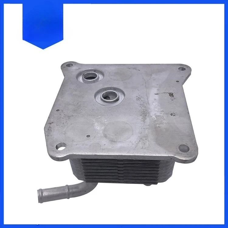 Suitable for Nissan JUKE Tiida 1.6 oil radiator gearbox radiator CVT 21606-3JX2C